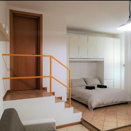 Farolfi Apartments Carracci Bolonya Dış mekan fotoğraf