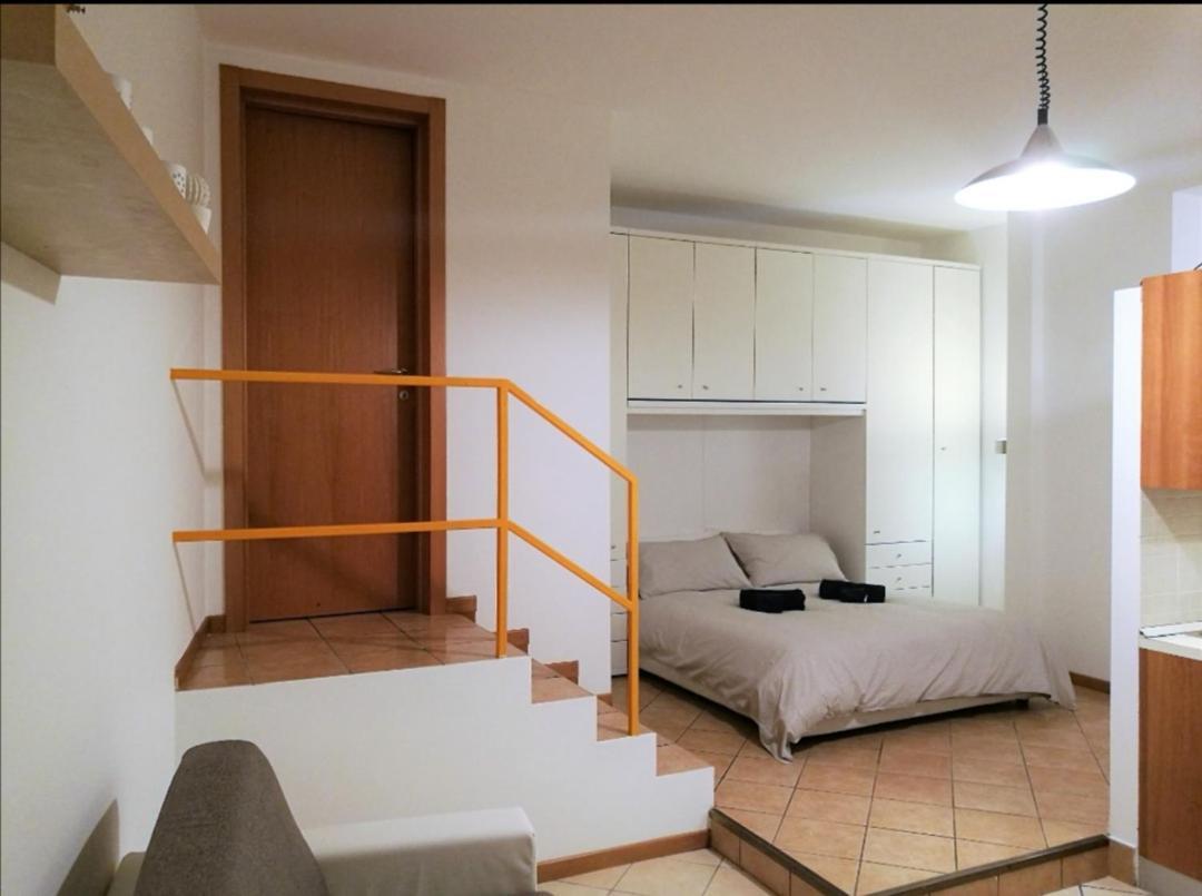Farolfi Apartments Carracci Bolonya Dış mekan fotoğraf